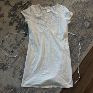 Elegant White Women's Tunic Top